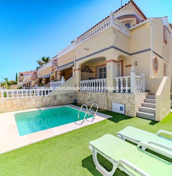 Townhouse - Revente - Villamartin - 1047DK