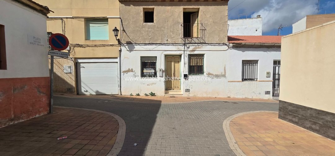 Townhouse - Venta - San Miguel de Salinas - CENTRO