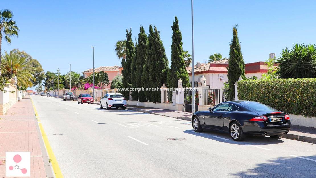 Új építésű - villa - San Fulgencio - La Escuera