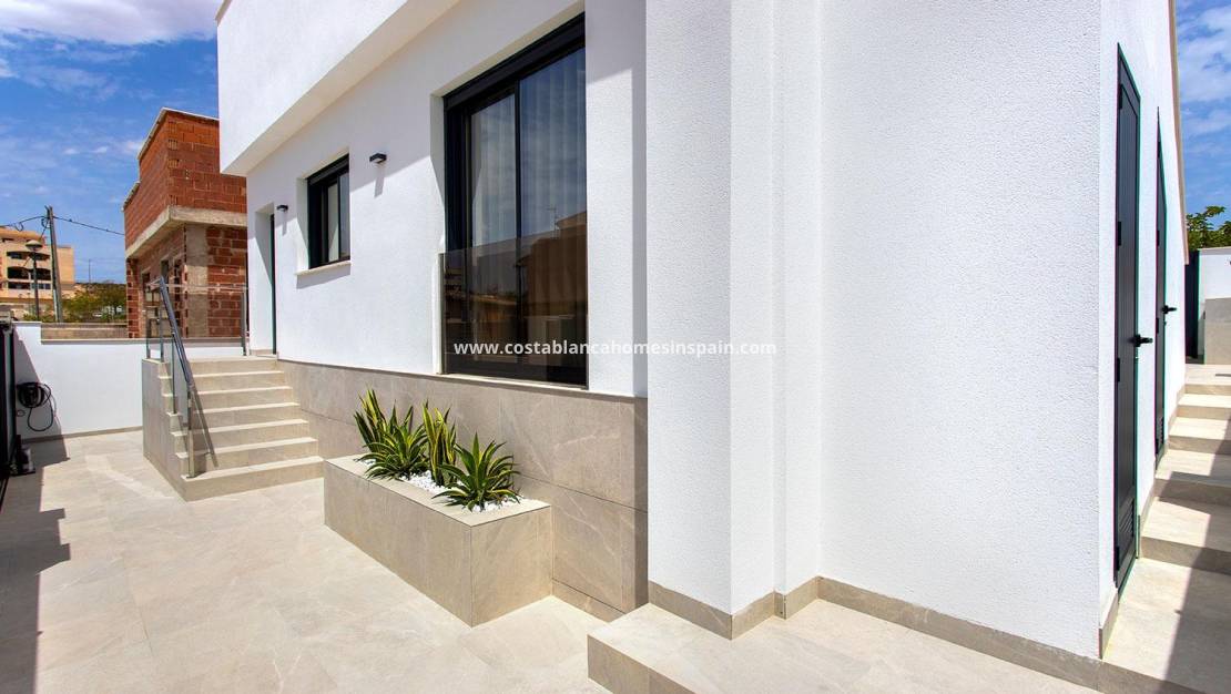 Új építésű - villa - Sucina