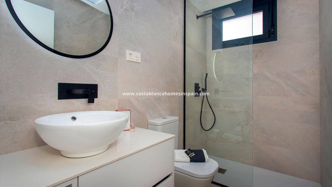 Új építésű - villa - Sucina