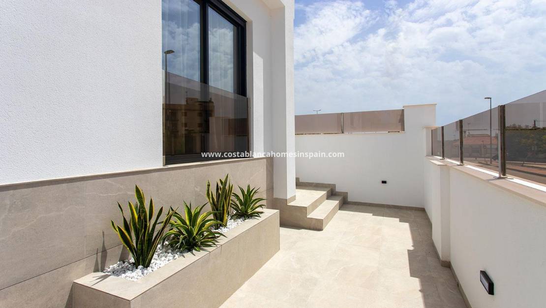 Új építésű - villa - Sucina