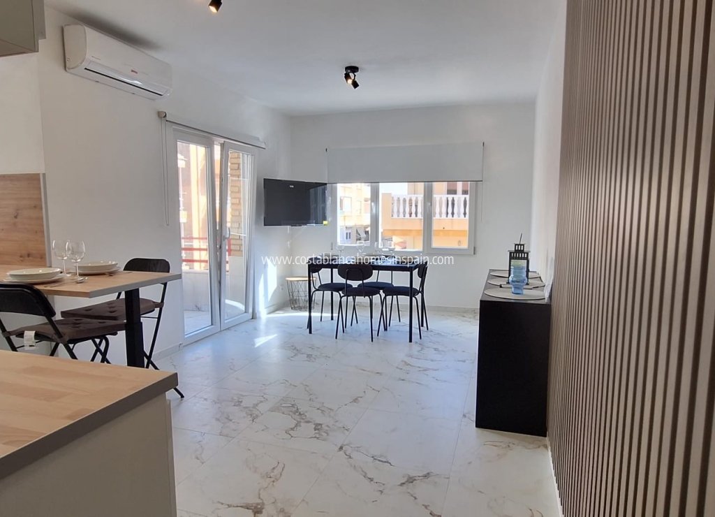 Venta - Apartment - Torrevieja - Center