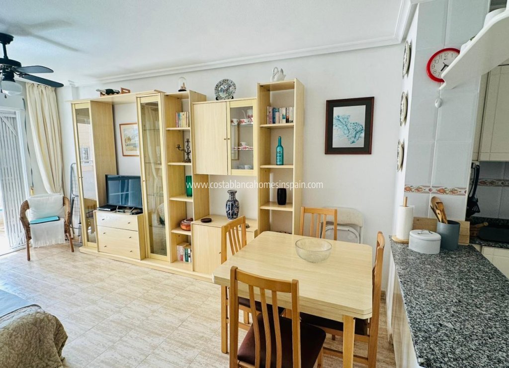 Venta - Apartment - Torrevieja - Urbanización San Luis