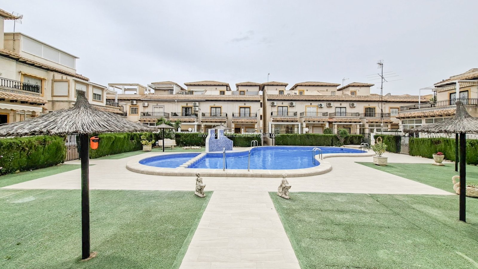 Venta - Bungalow - La Zenia
