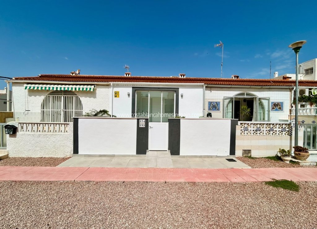 Venta - Bungalow - Torrevieja - La Siesta