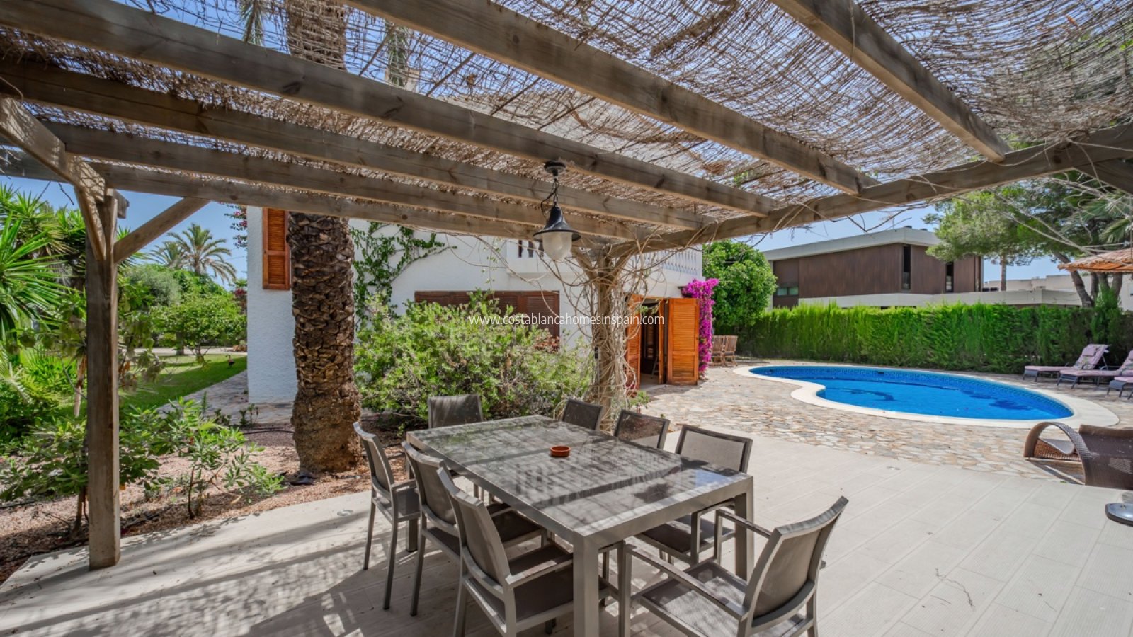 Venta - Detached Villa - Cabo Roig