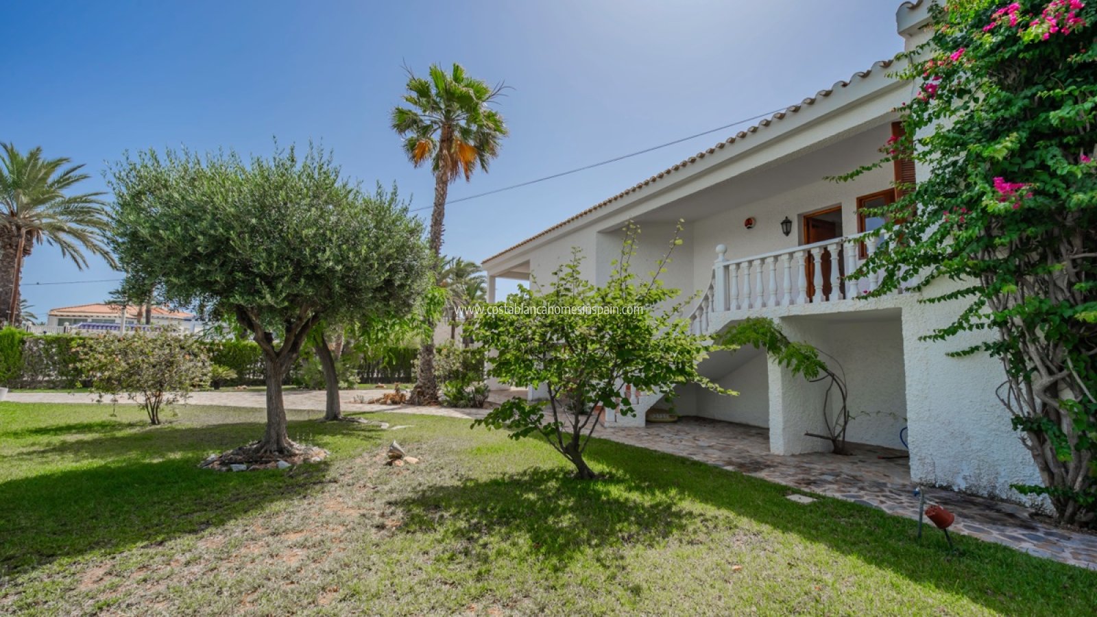 Venta - Detached Villa - Cabo Roig