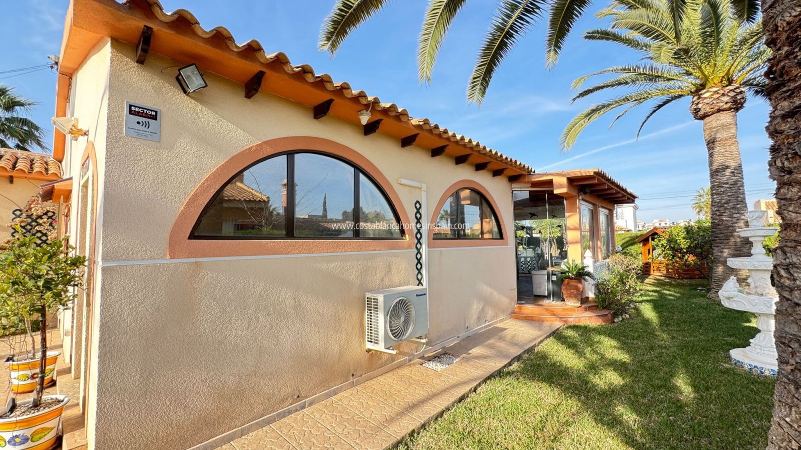 Venta - Detached Villa - Cabo Roig