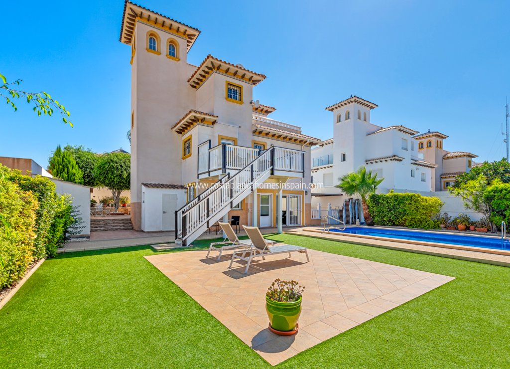Venta - Detached Villa - Lomas de Caboroig - Lomas de Cabo Roig