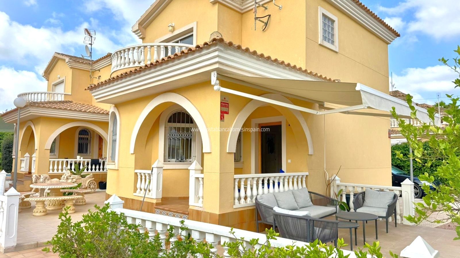 Venta - Detached Villa - Orihuela Costa - Villamartin