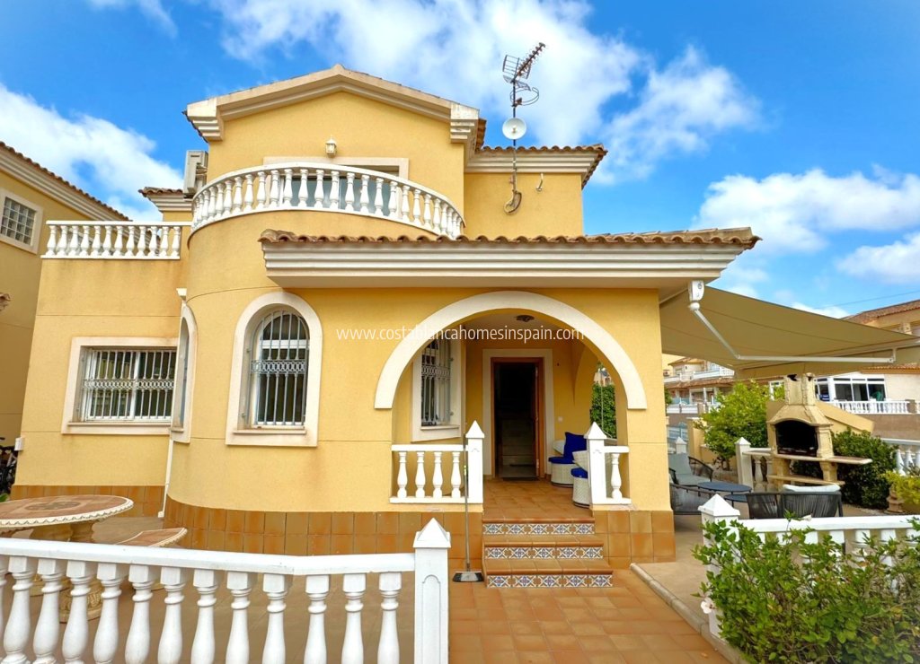 Venta - Detached Villa - Orihuela Costa - Villamartin