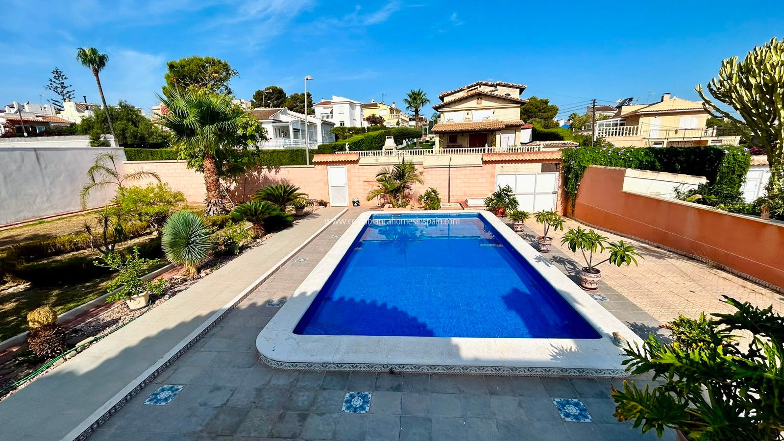Venta - Detached Villa - Orihuela - Los Balcones