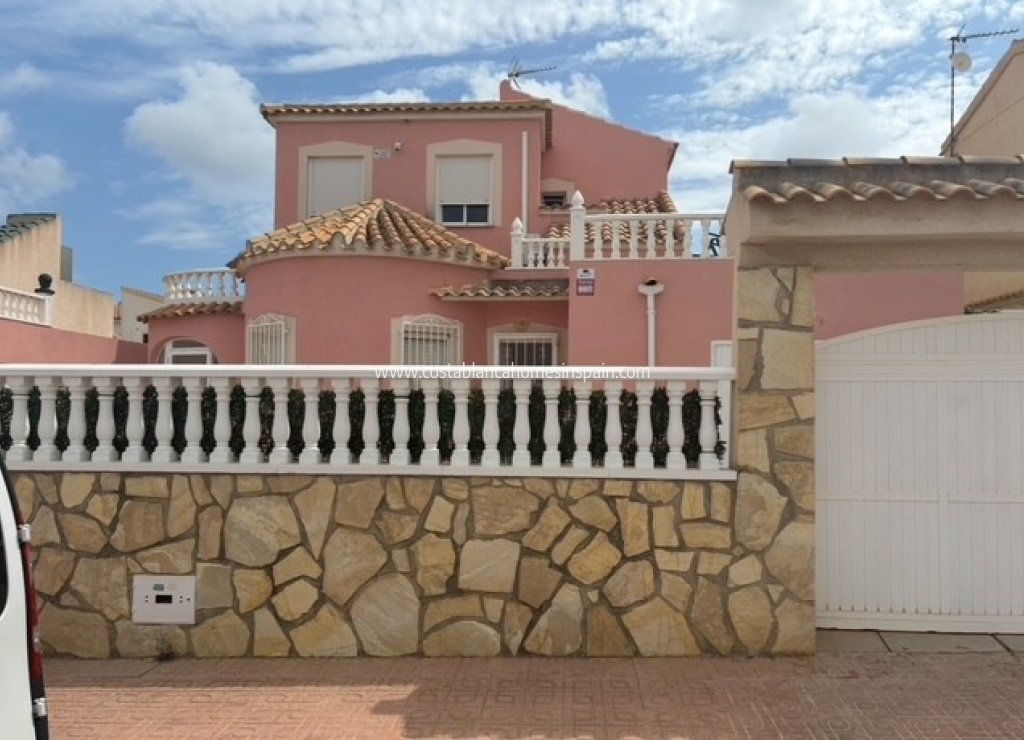 Venta - Detached Villa - Playa Flamenca - Costa Blanca South