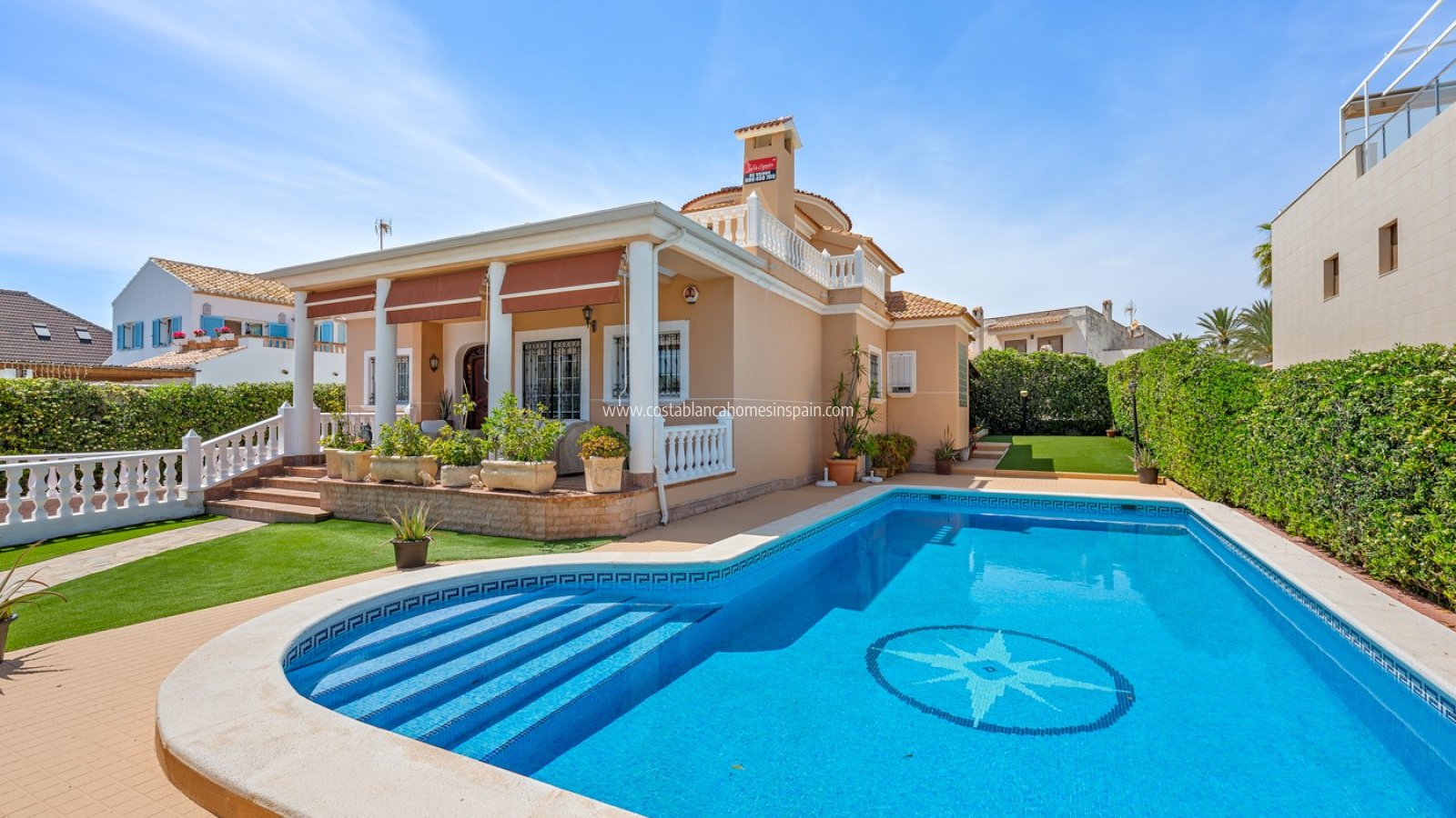 Venta - Detached Villa - Torrevieja - La Mata