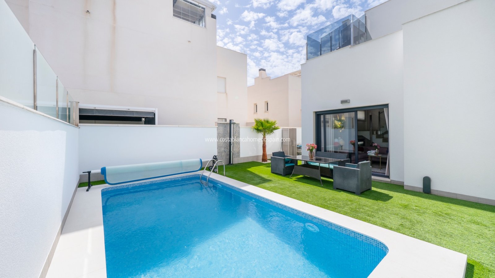 Venta - Detached Villa - Torrevieja