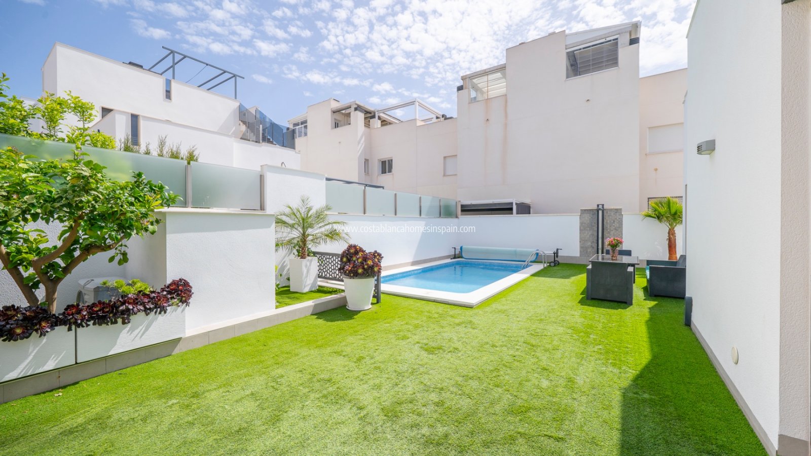 Venta - Detached Villa - Torrevieja