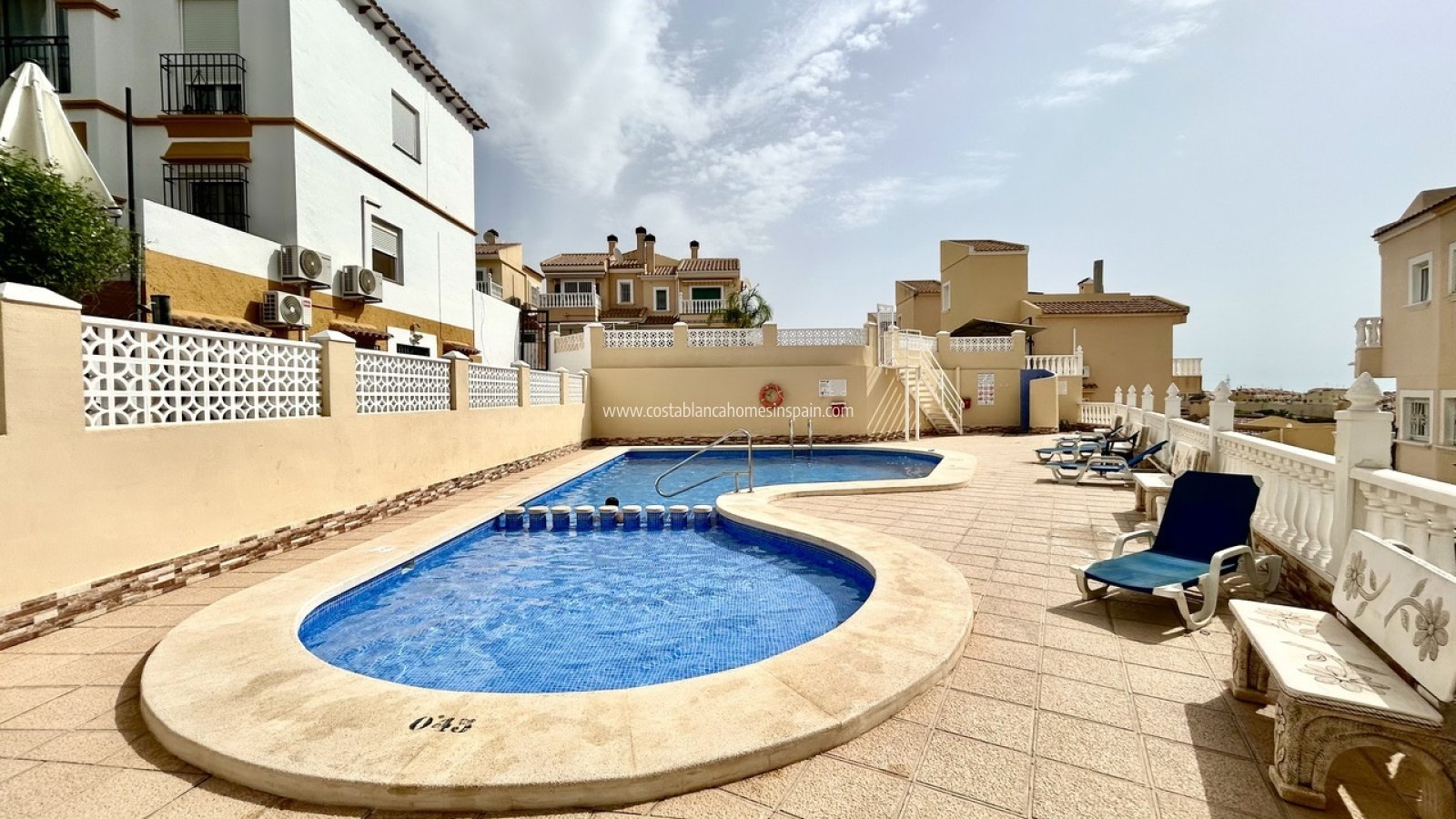 Venta - Detached Villa - Villamartin - BLUE LAGOON