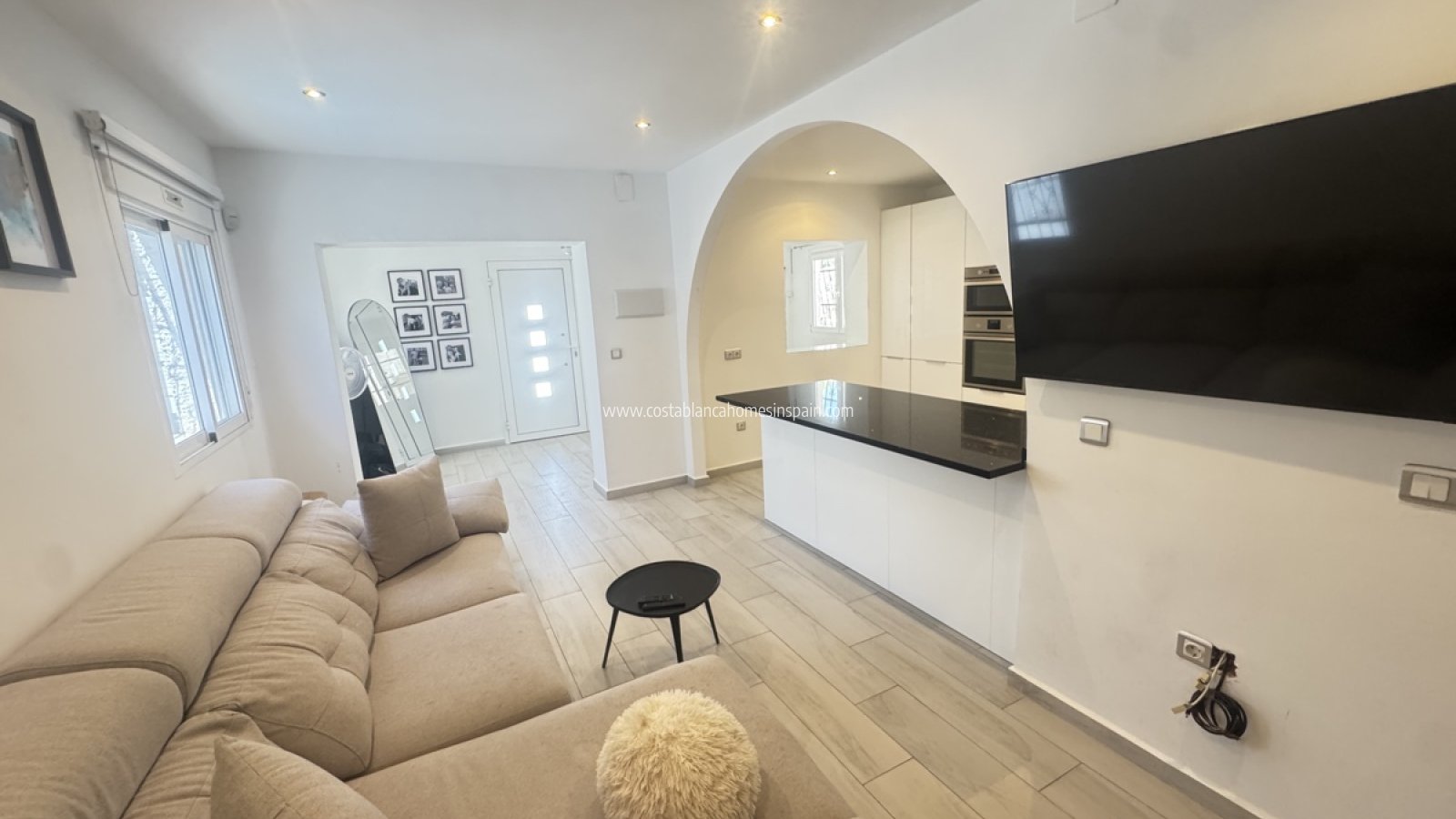 Venta - Detached Villa - Villamartin - Blue Lagoon