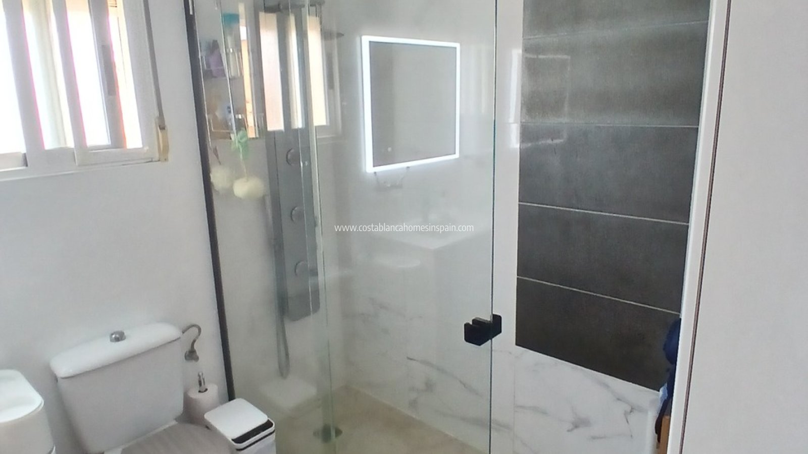Venta - Detached Villa - Villamartin - Costa Blanca