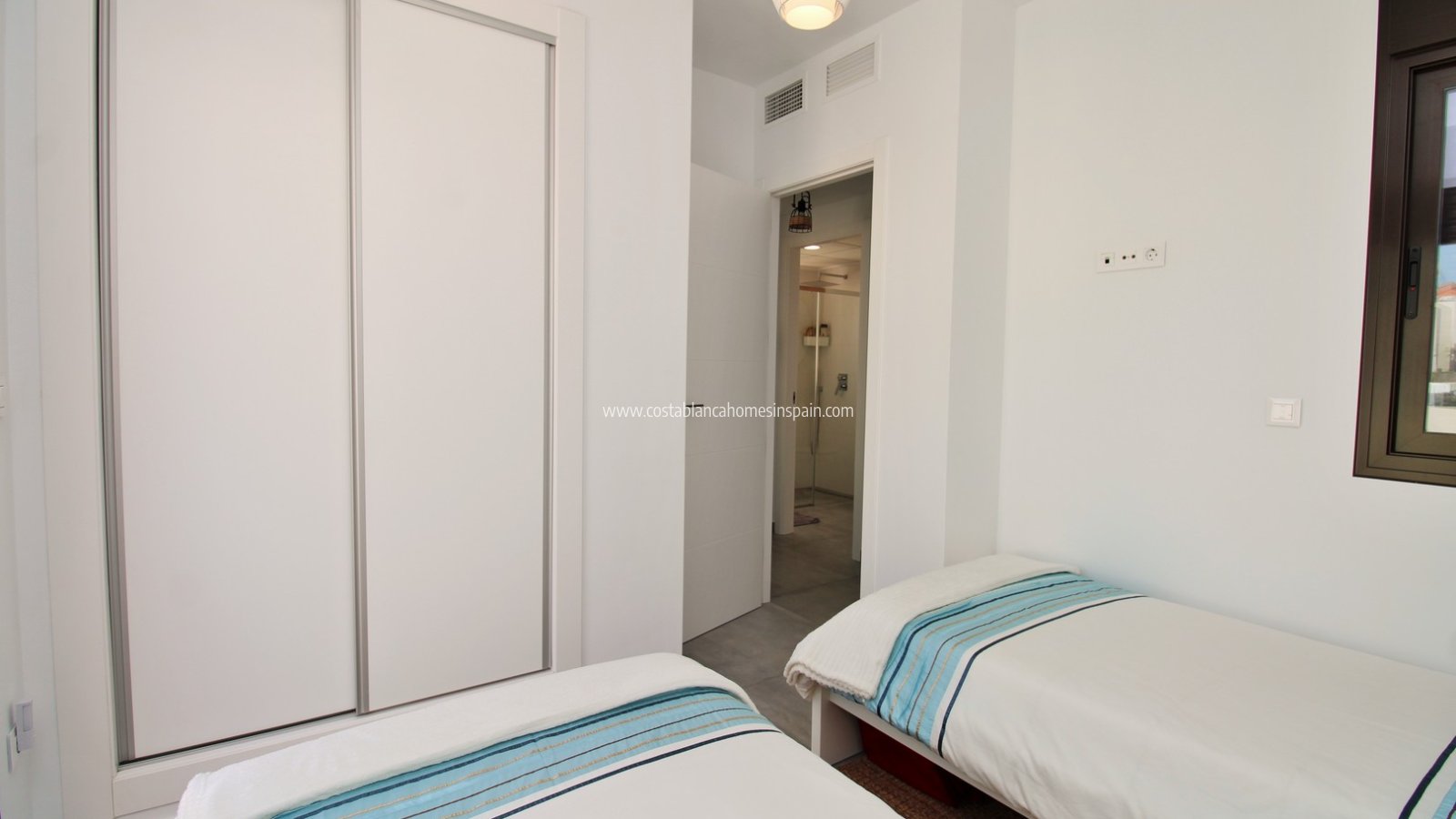 Venta - Detached Villa - Villamartin - Pau 8