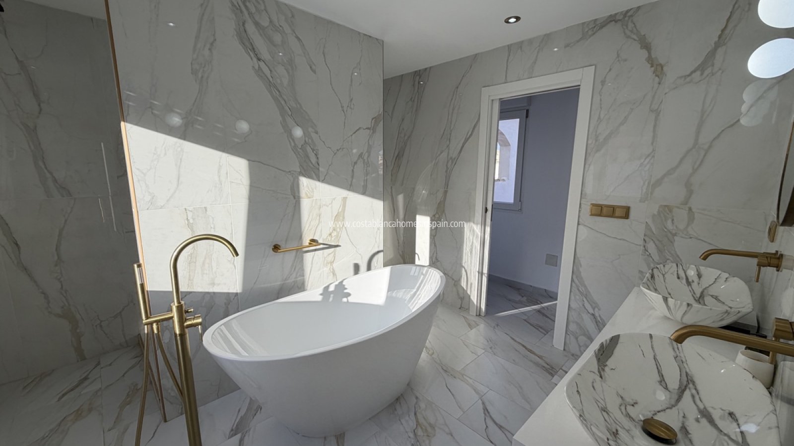 Venta - Detached Villa - Villamartin