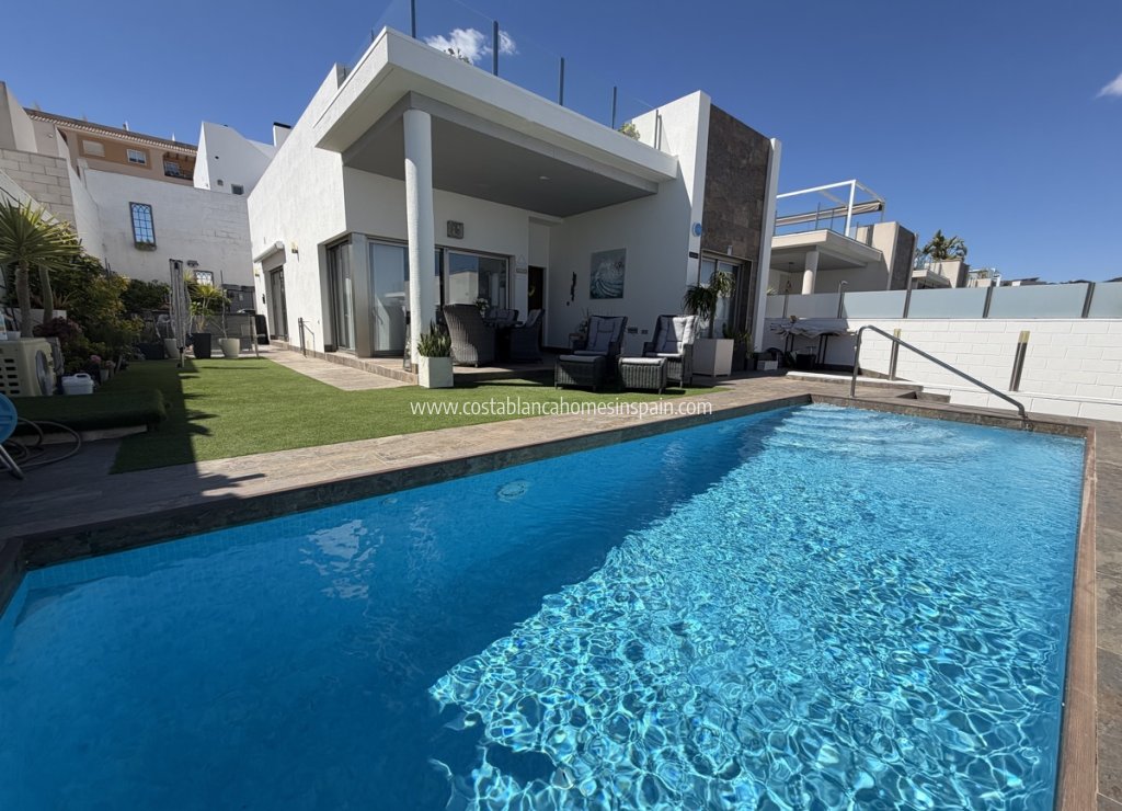 Venta - Detached Villa - Villamartin