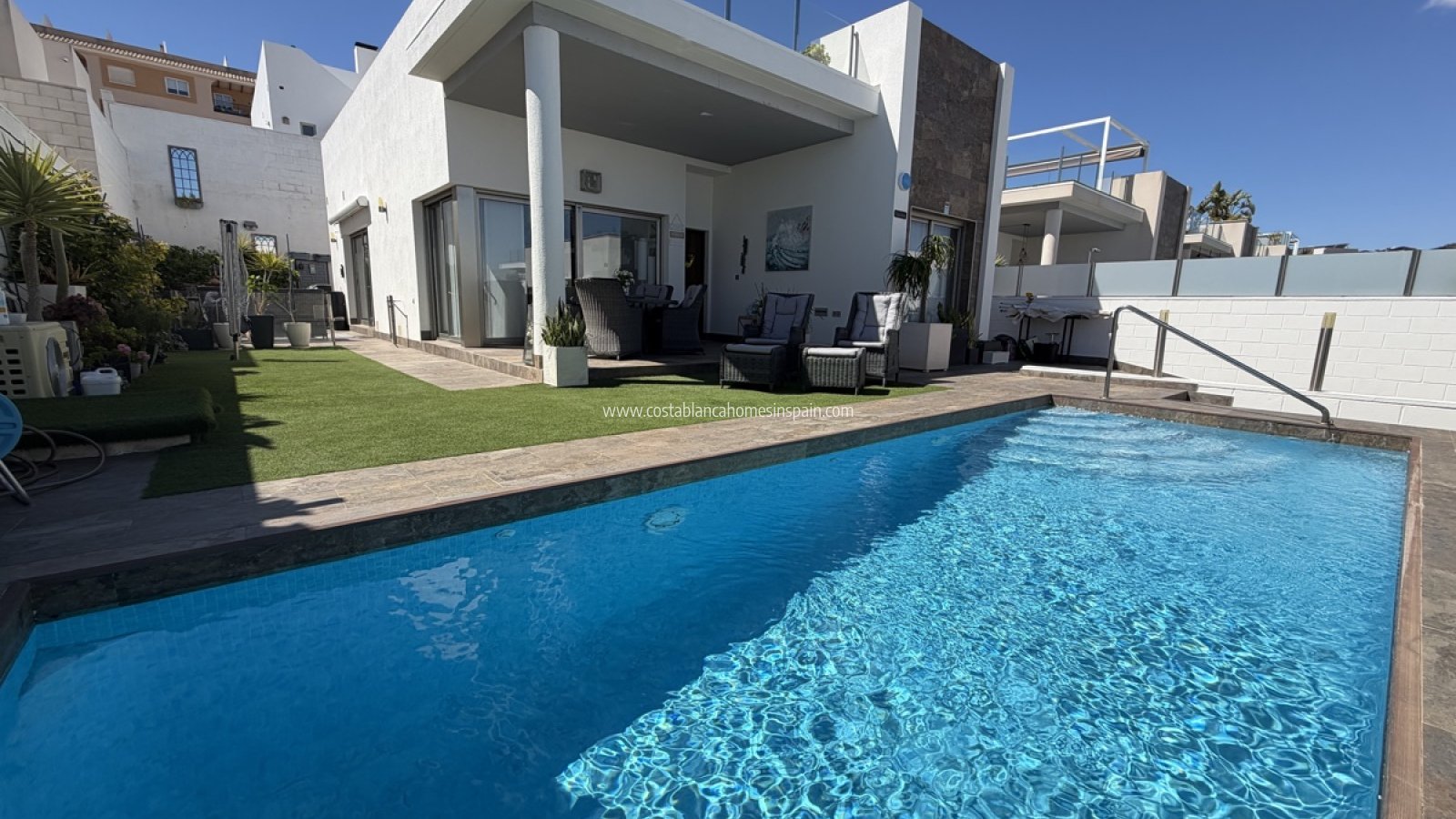 Venta - Detached Villa - Villamartin
