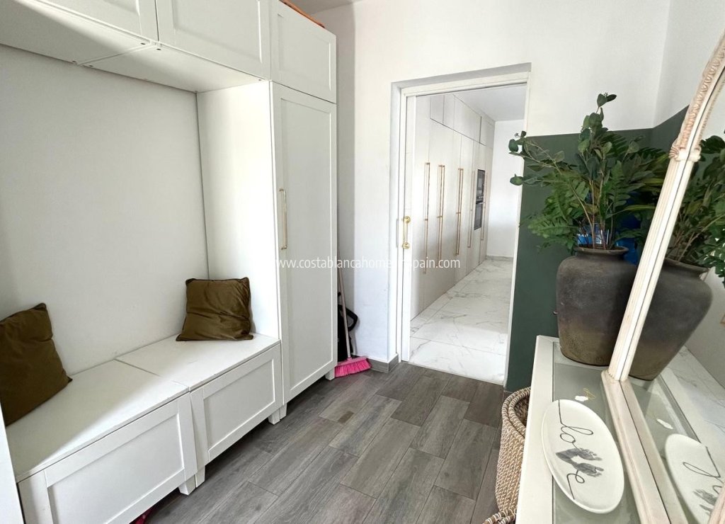 Venta - Detached Villa - Villamartin