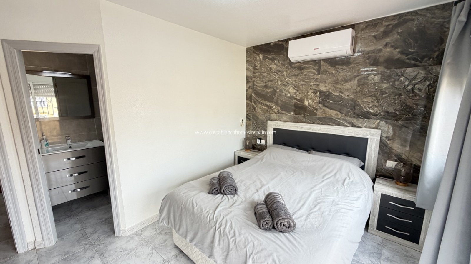 Venta - Detached Villa - Villamartin