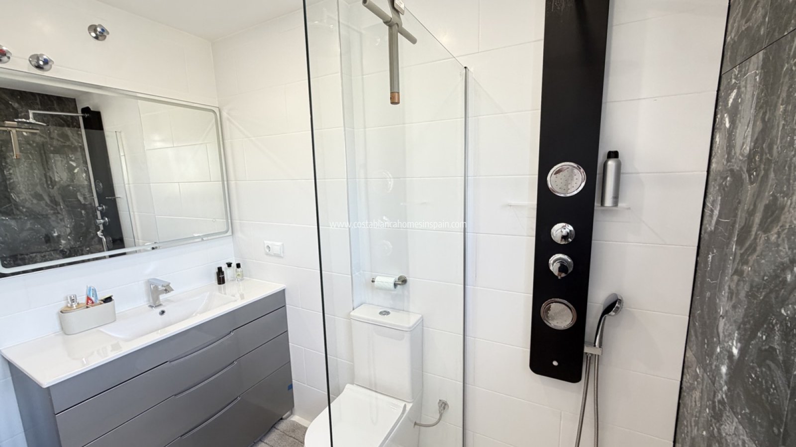 Venta - Detached Villa - Villamartin