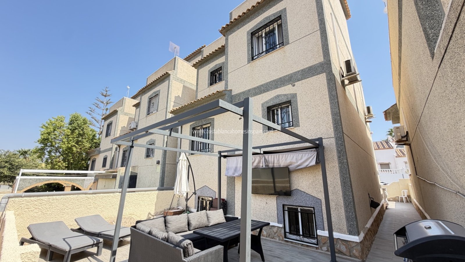 Venta - Detached Villa - Villamartin