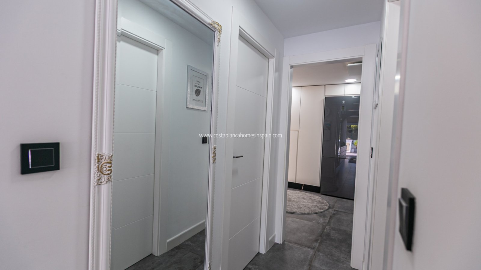 Venta - Semi - Detached Villa - Mil Palmeras - Riomar