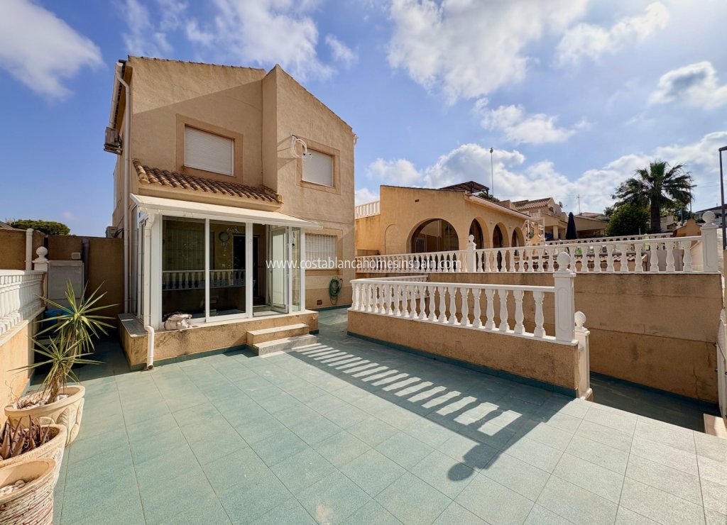Venta - Semi - Detached Villa - Orihuela - Los Balcones