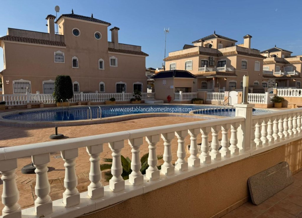 Venta - Semi - Detached Villa - Torre de la Horadada