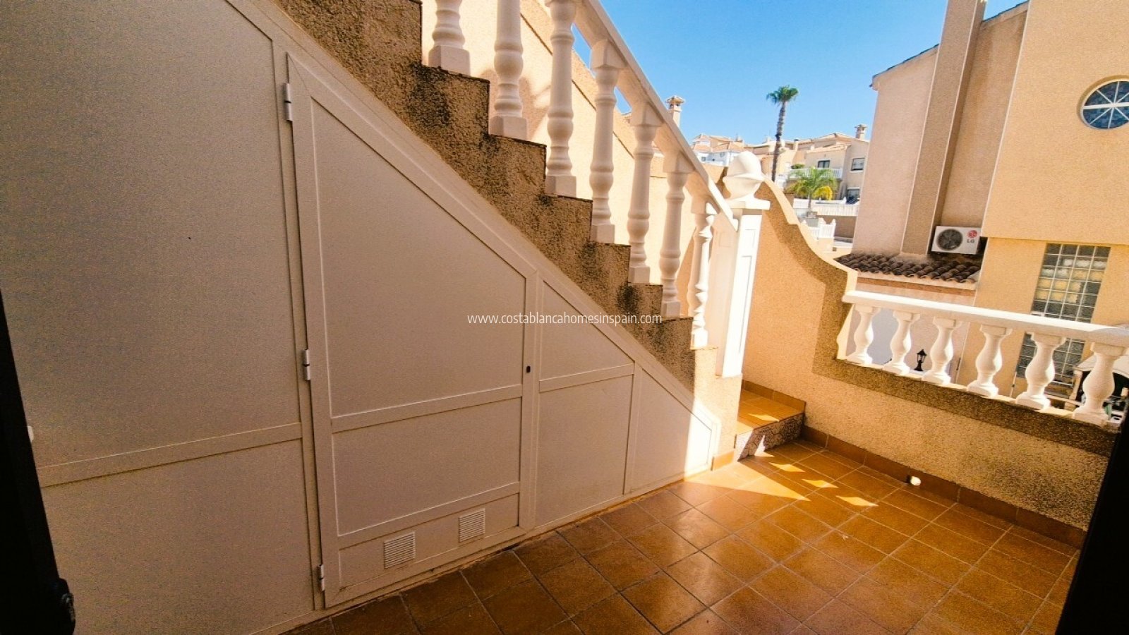 Venta - Semi - Detached Villa - Villamartin - Costa Blanca