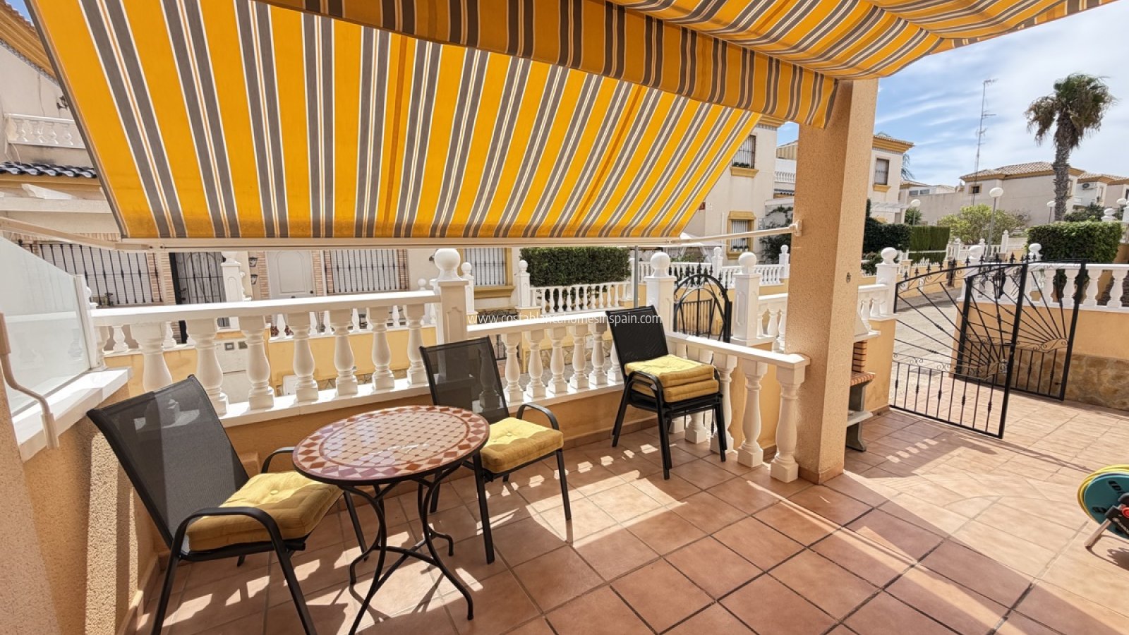 Venta - Semi - Detached Villa - Villamartin