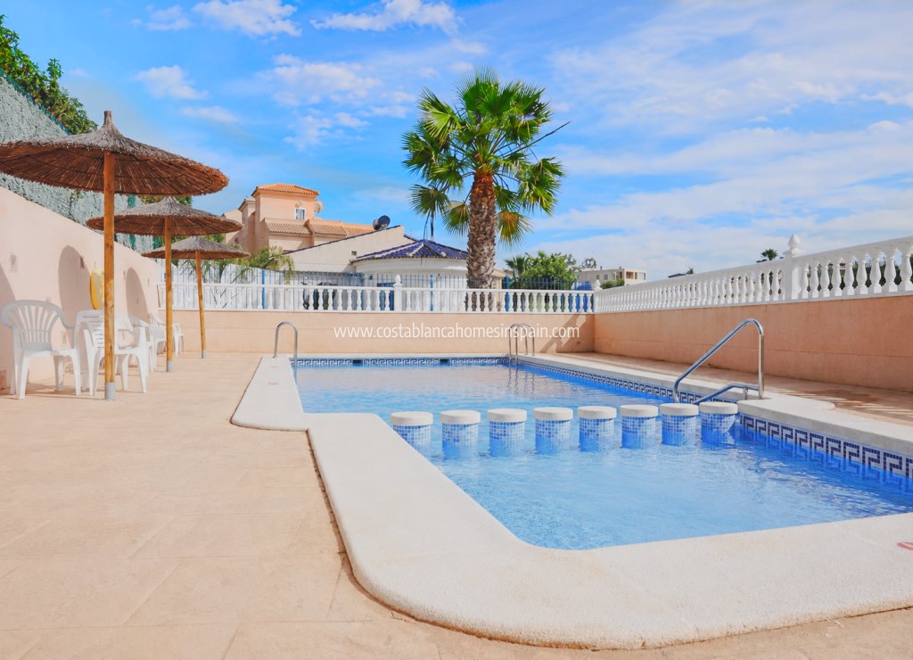 Venta - Townhouse - Orihuela Costa - La Zenia