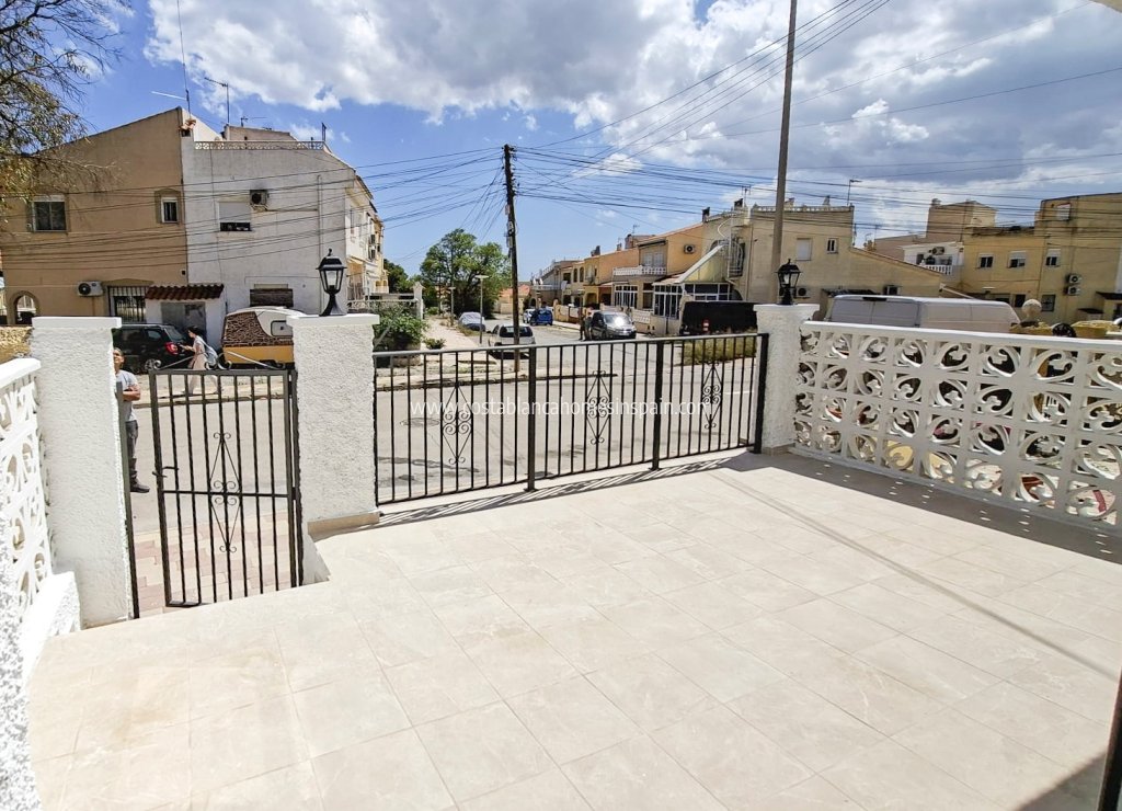 Venta - Townhouse - San Fulgencio - Urb. La Marina