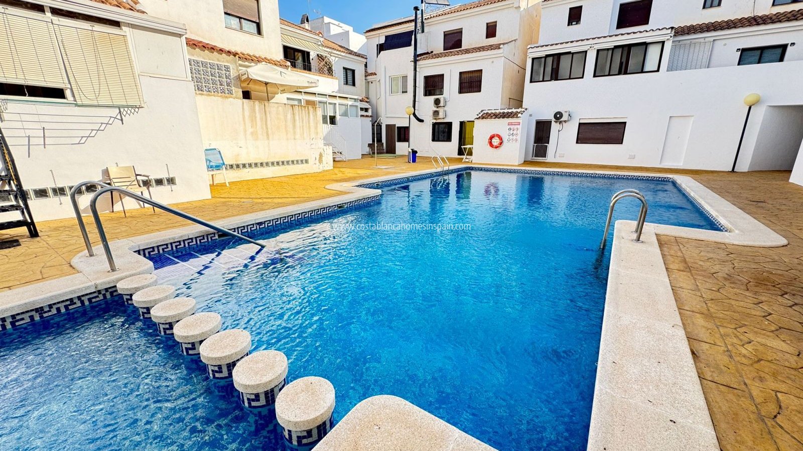 Venta - Townhouse - San Miguel de Salinas