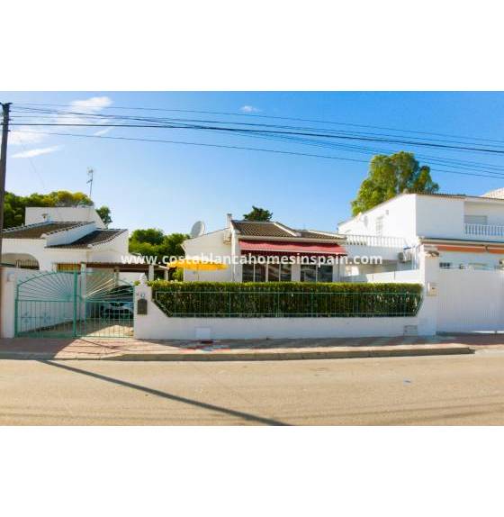 villa - Endursölu - Torrevieja - Urbanización San Luis