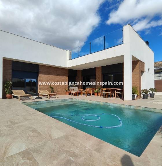 Villa - New Build - Pinoso - Campo