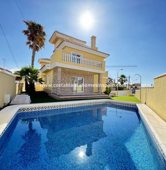 Villa - Resale - Villamartin - Villamartin